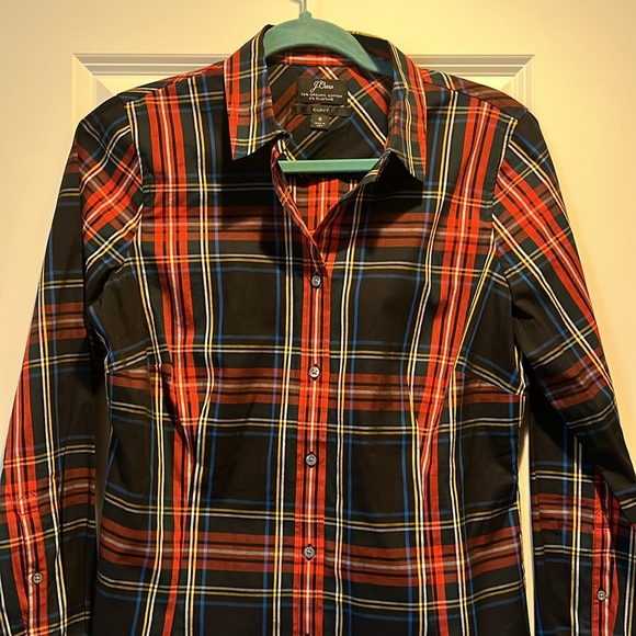 J. Crew 98% organic cotton plaid button-up shirt. Excellent condition! - Picture 2 of 8